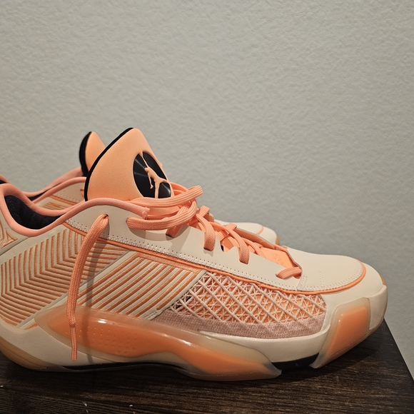 Jordan 38 Low "Crimson Tint". - Picture 2 of 6